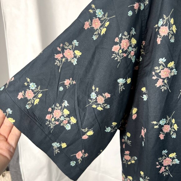 Simply Southern Floral Short Sleeve Button Up Mens Size Large - Picture 4 of 8